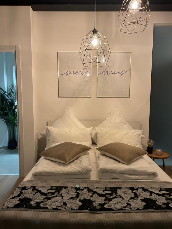 Sweet Dreams Apartment Cannobio Exterior photo